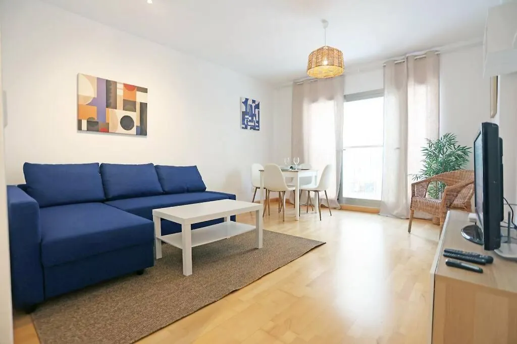 Casa Fenicia - Cosy Apartment With Free Private Parking Malaga
