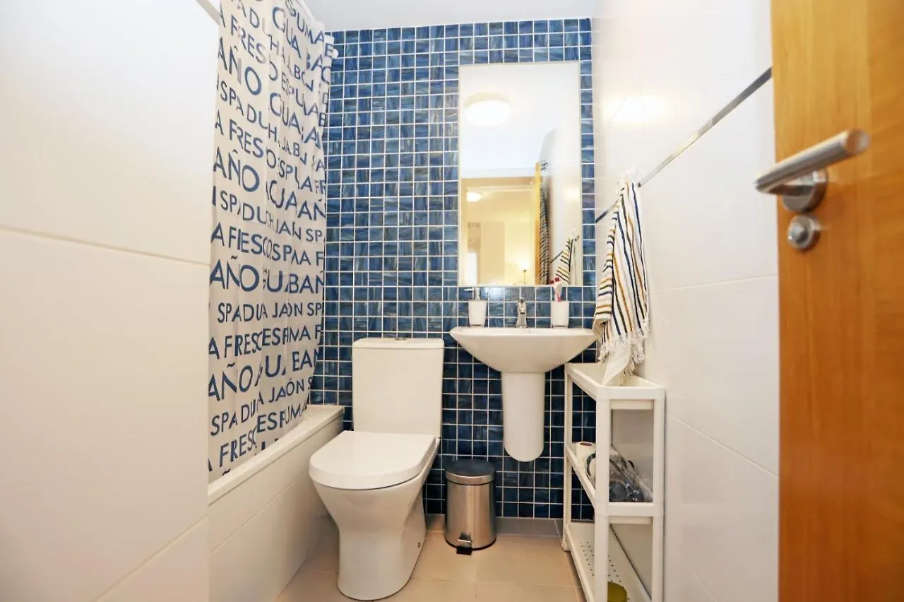 Casa Fenicia - Cosy Apartment With Free Private Parking Malaga 0*,