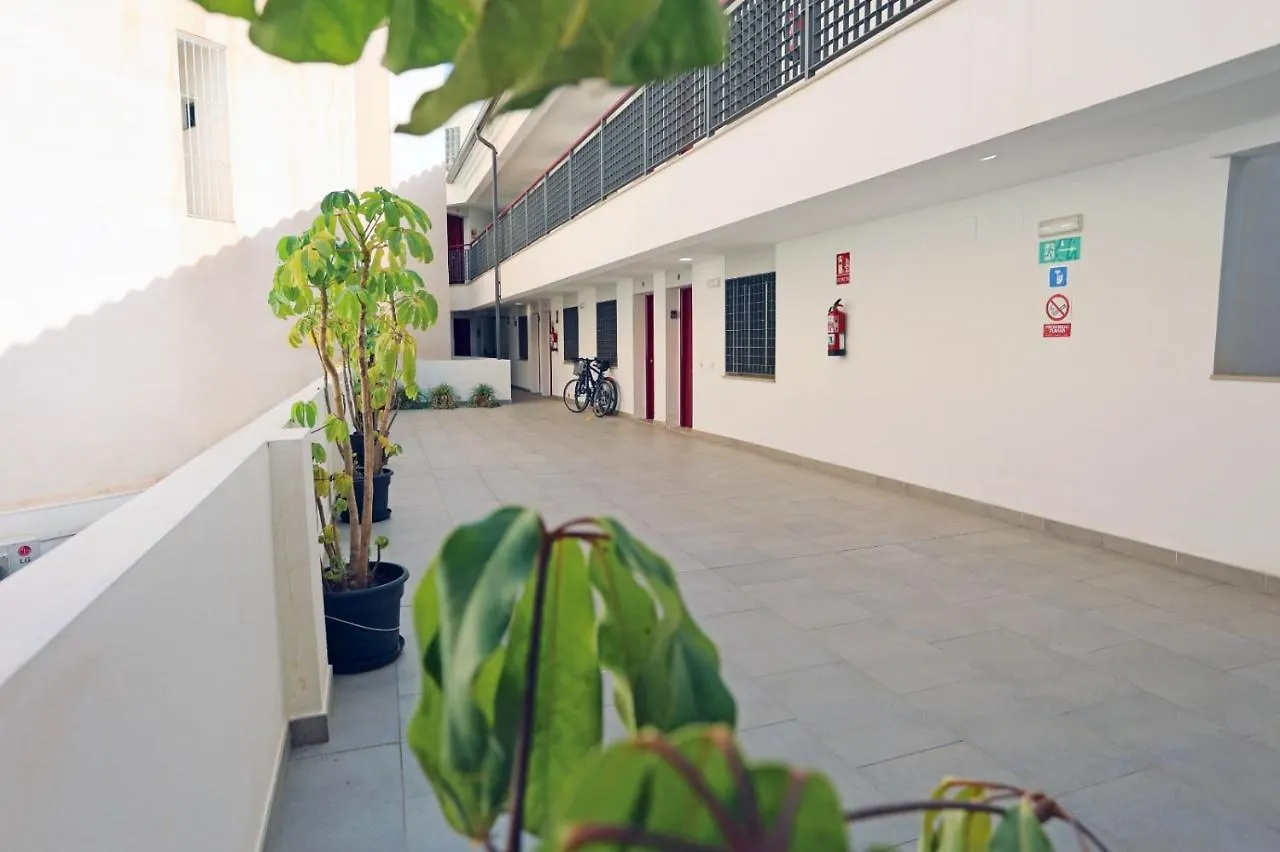 Casa Fenicia - Cosy Apartment With Free Private Parking Malaga