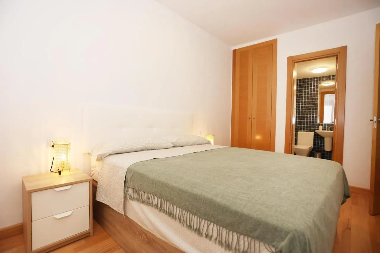 Casa Fenicia - Cosy Apartment With Free Private Parking Malaga Spain