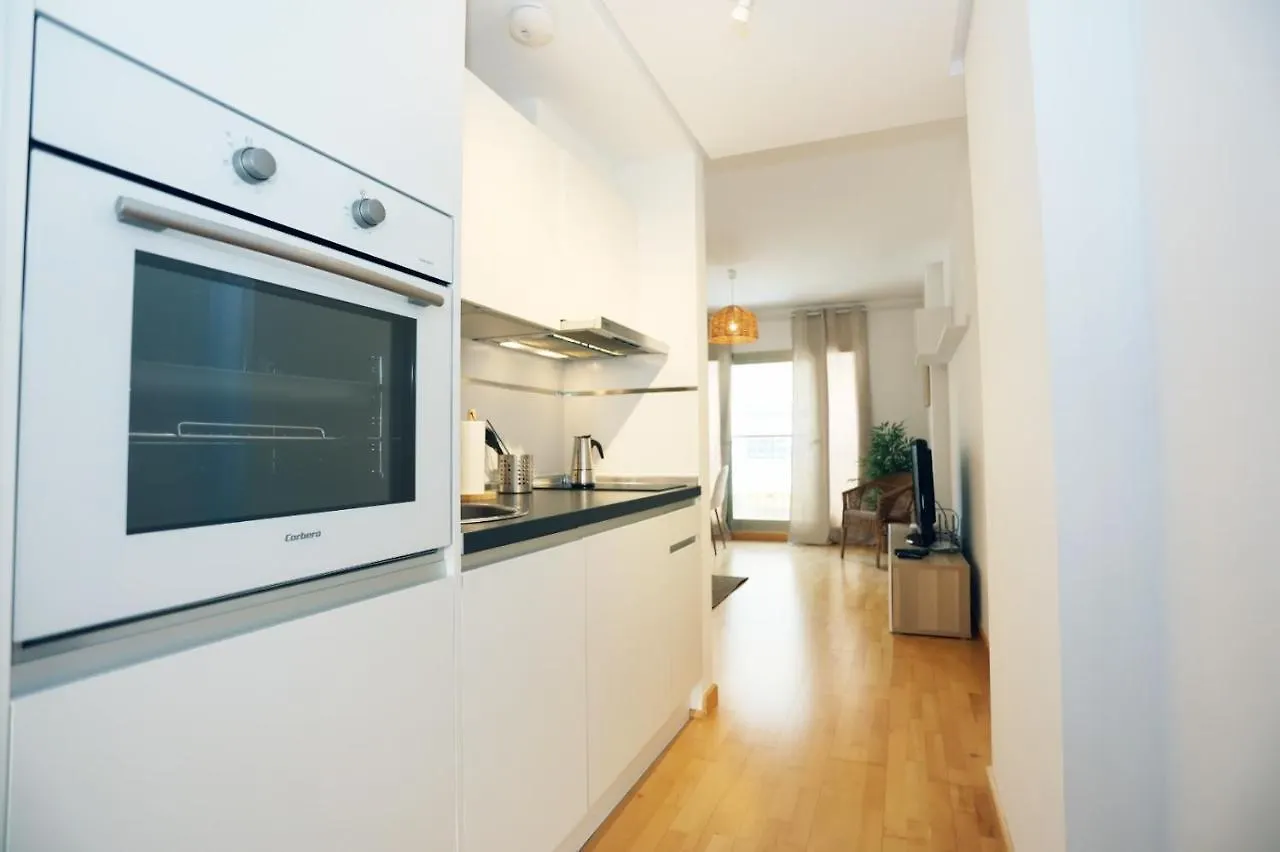 Casa Fenicia - Cosy Apartment With Free Private Parking مالقة إسبانيا